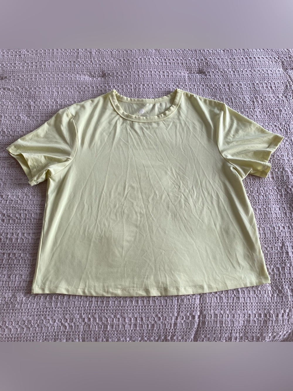All in Motion Butter Yellow Crop T Shirt Oversized Boxy Workout Casual XS